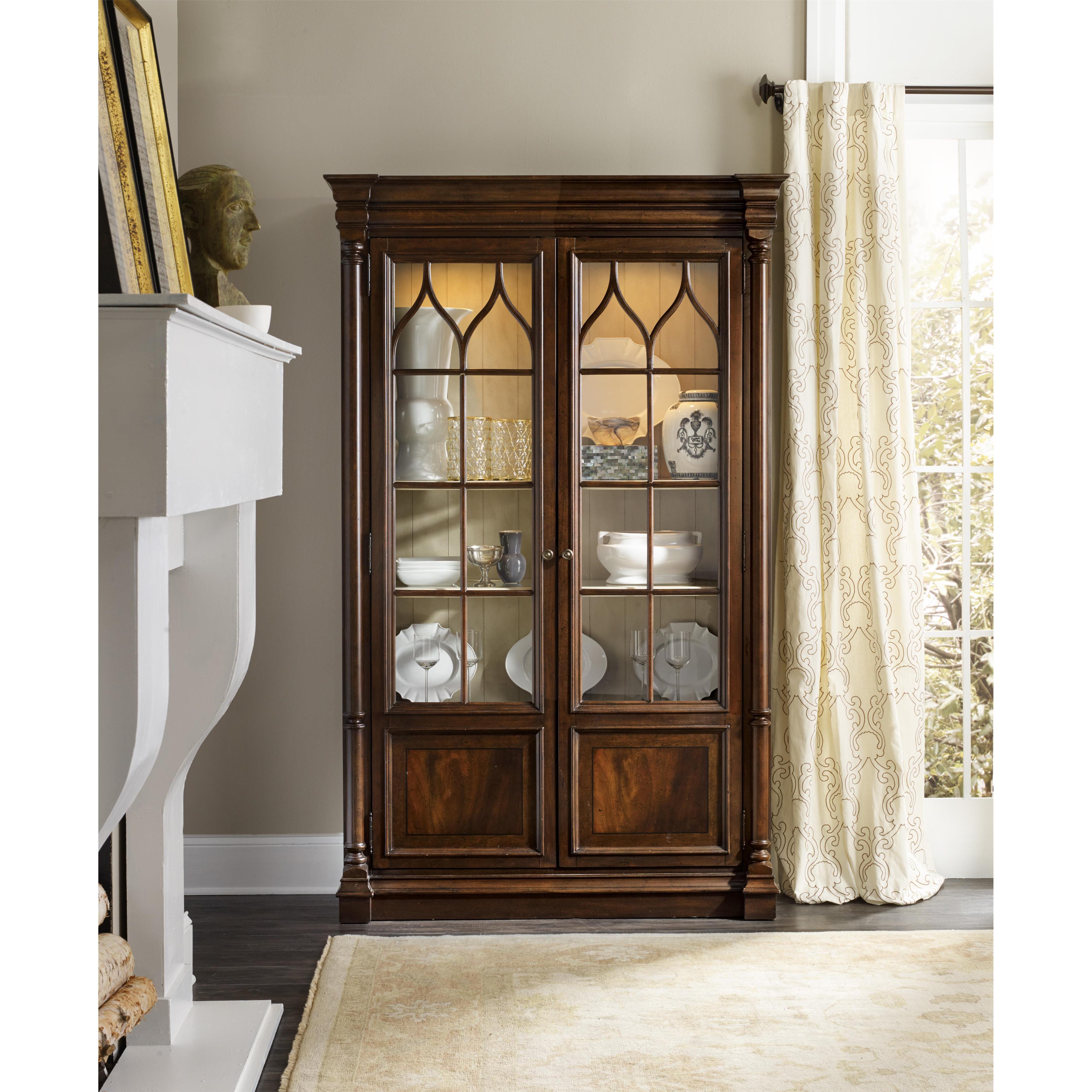 Hooker Furniture Leesburg 538175906 Display Cabinet with Built In